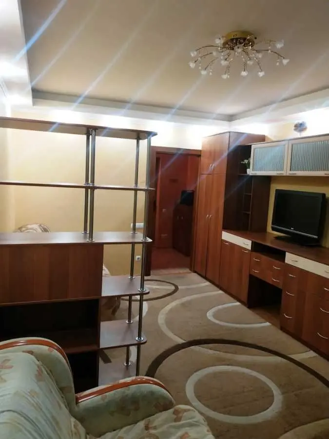 Фото Зняти 1 кімнатну квартиру, Миколи Лаврухіна вул. 5 Київ в довгострокову оренду, ціна: 10000 UAH, код 8699