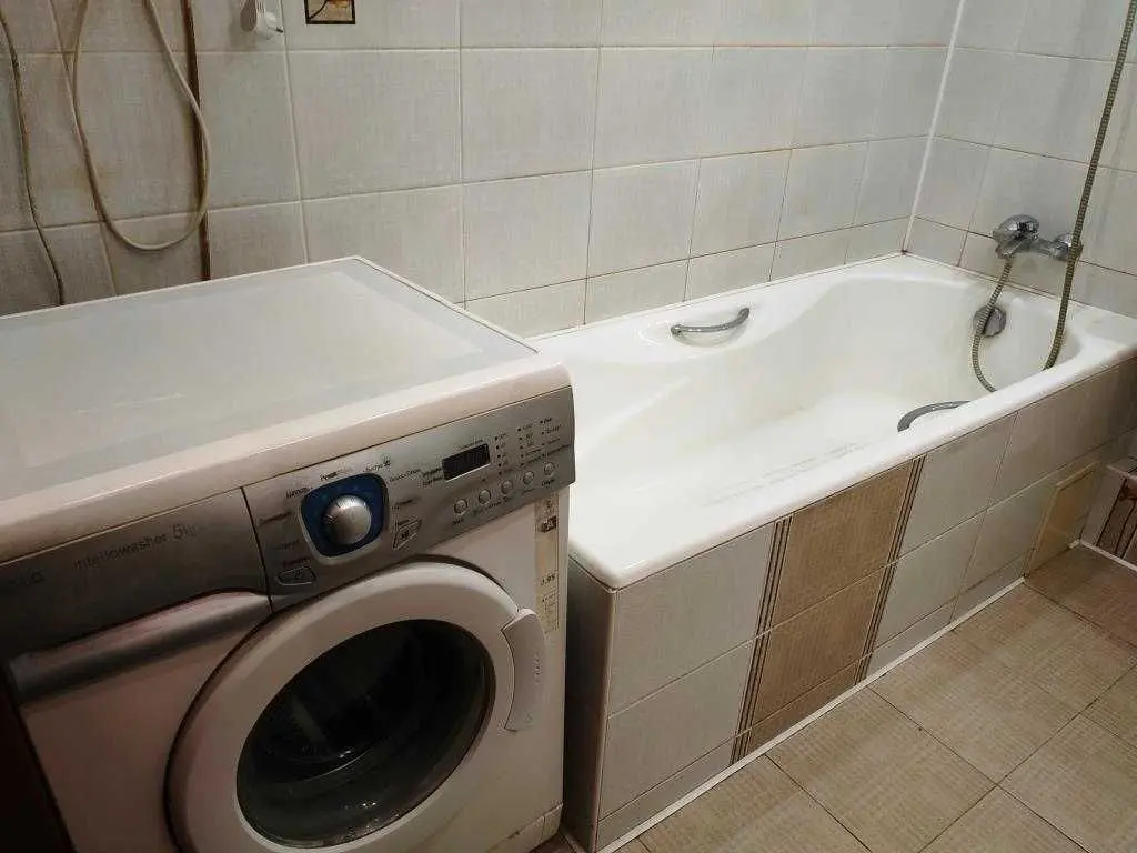 Фото Зняти 1 кімнатну квартиру, Миколи Лаврухіна вул. 5 Київ в довгострокову оренду, ціна: 10000 UAH, код 8699
