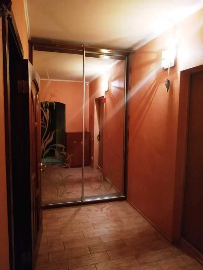 Фото Зняти 1 кімнатну квартиру, Миколи Лаврухіна вул. 5 Київ в довгострокову оренду, ціна: 10000 UAH, код 8699