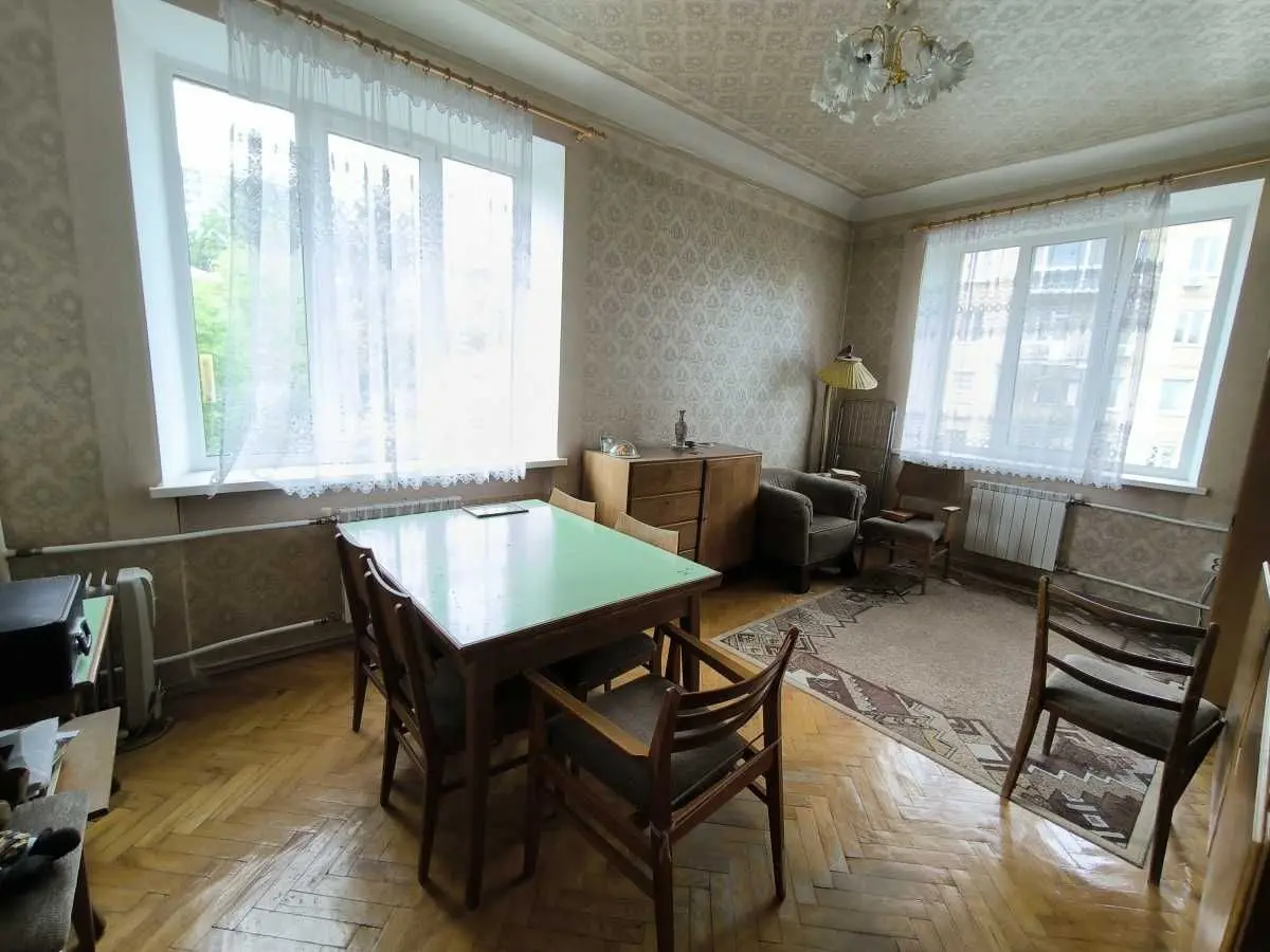 Фото Продаю 3-комнатную квартиру, 75 кв. м, Джона Маккейна ул. (Ивана Кудри) 41/22 Киев, цена: 140000 USD, код 8700