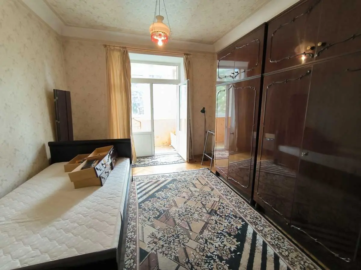 Фото Продаю 3-комнатную квартиру, 75 кв. м, Джона Маккейна ул. (Ивана Кудри) 41/22 Киев, цена: 140000 USD, код 8700
