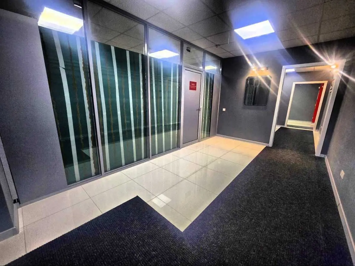 Фото Продаю офіс, 121 кв. м, Олександра Мишуги вул. 10 Київ, ціна: 96800 USD, код 8704