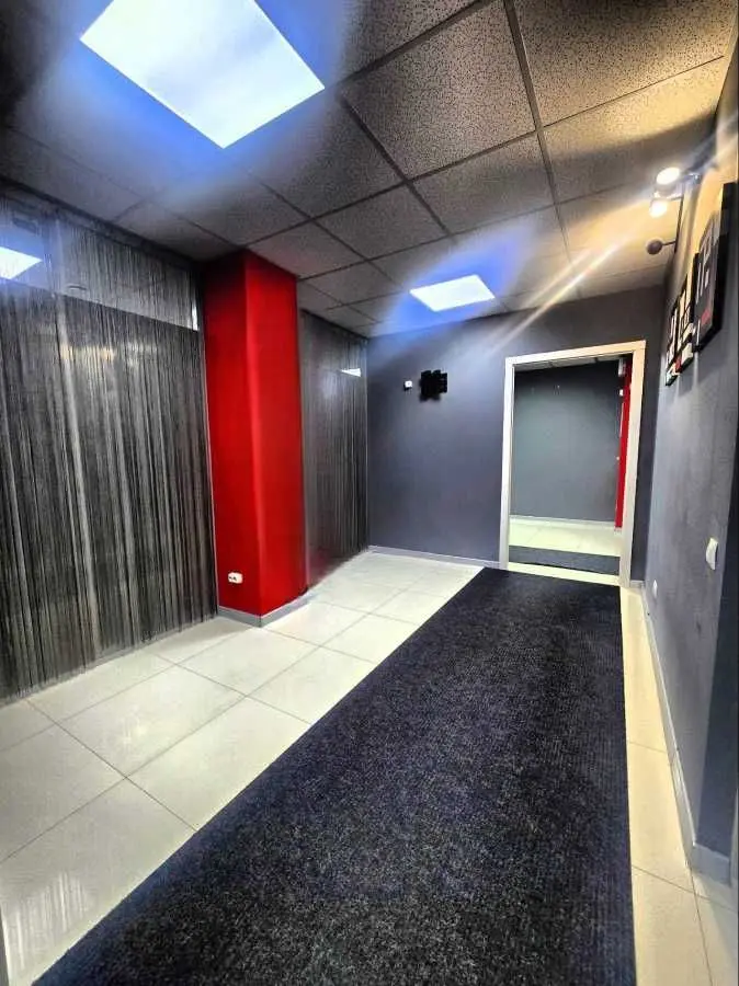 Фото Продаю офіс, 121 кв. м, Олександра Мишуги вул. 10 Київ, ціна: 96800 USD, код 8704