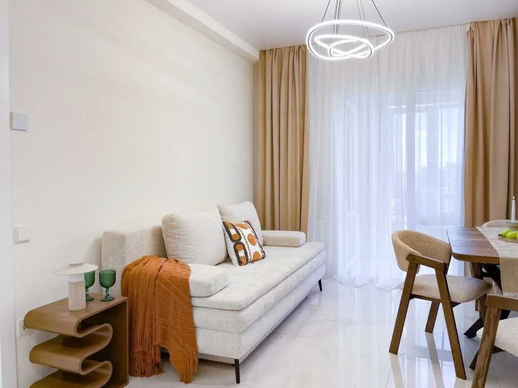 Фото Selling a 2-room apartment, 61 sq.m., Mykhaila Maksymovycha Street (Onufriia Trutenka Street)  Kyiv, price: 160000 USD, code 8705