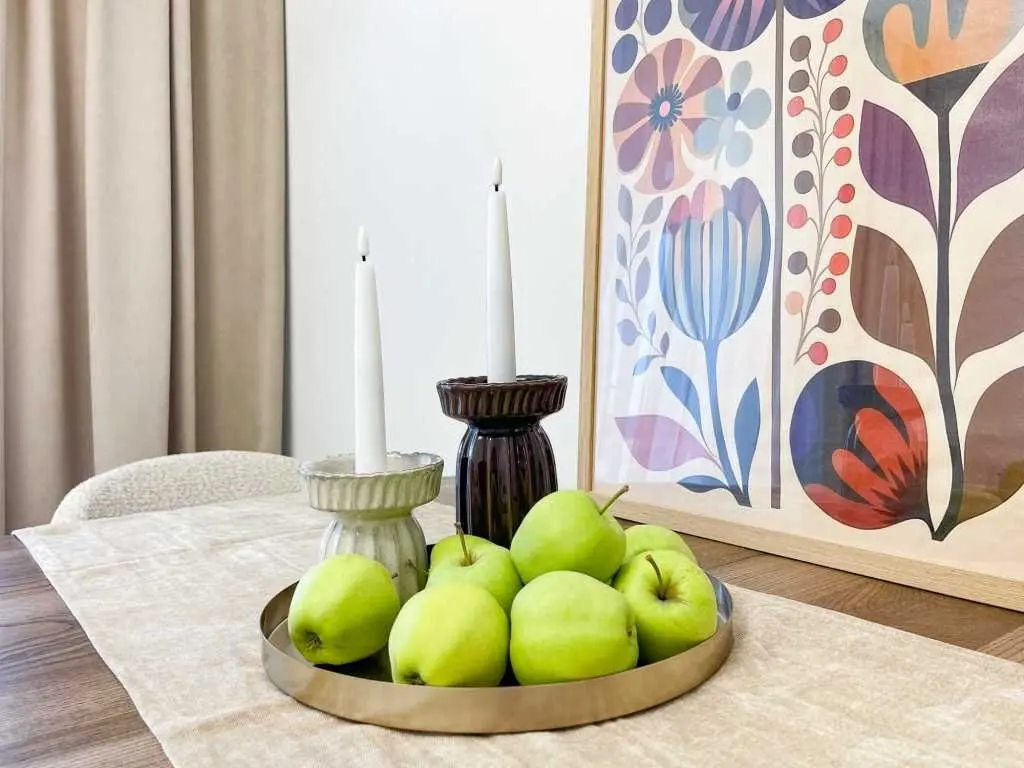 Фото Selling a 2-room apartment, 61 sq.m., Mykhaila Maksymovycha Street (Onufriia Trutenka Street)  Kyiv, price: 160000 USD, code 8705
