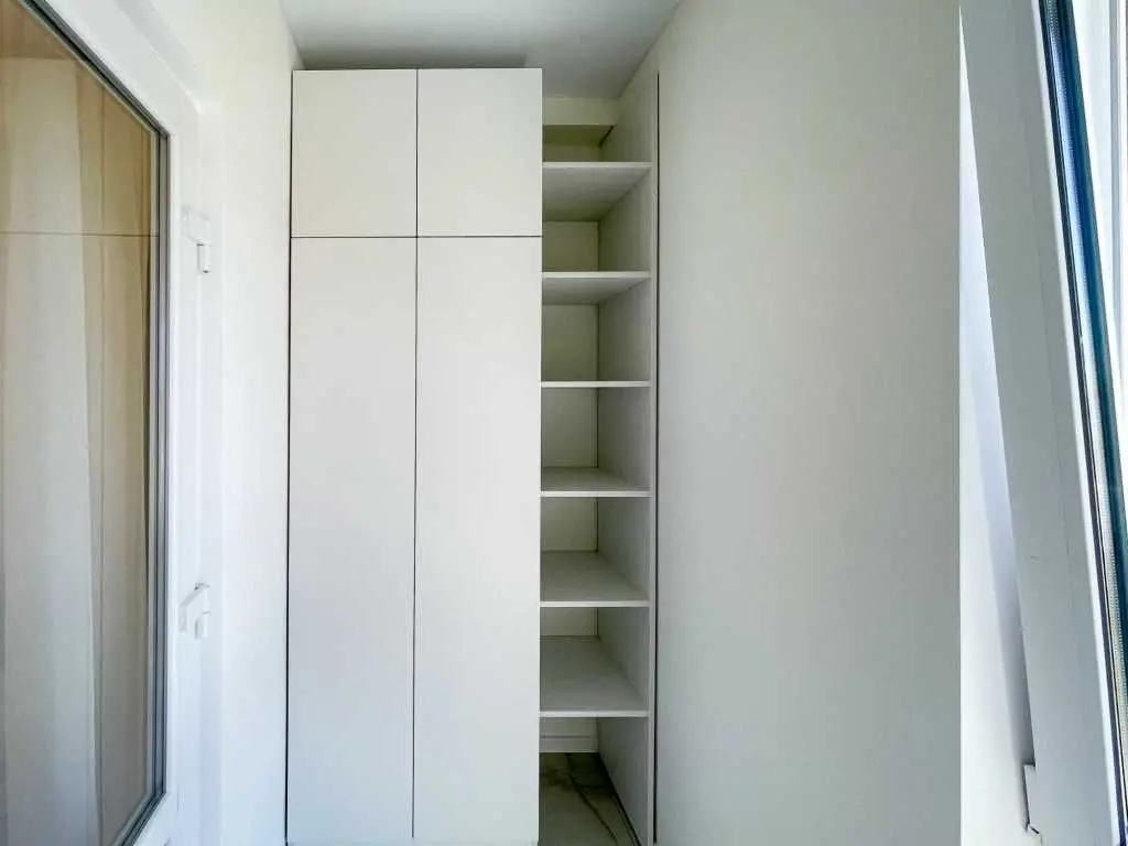 Фото Selling a 2-room apartment, 61 sq.m., Mykhaila Maksymovycha Street (Onufriia Trutenka Street)  Kyiv, price: 160000 USD, code 8705