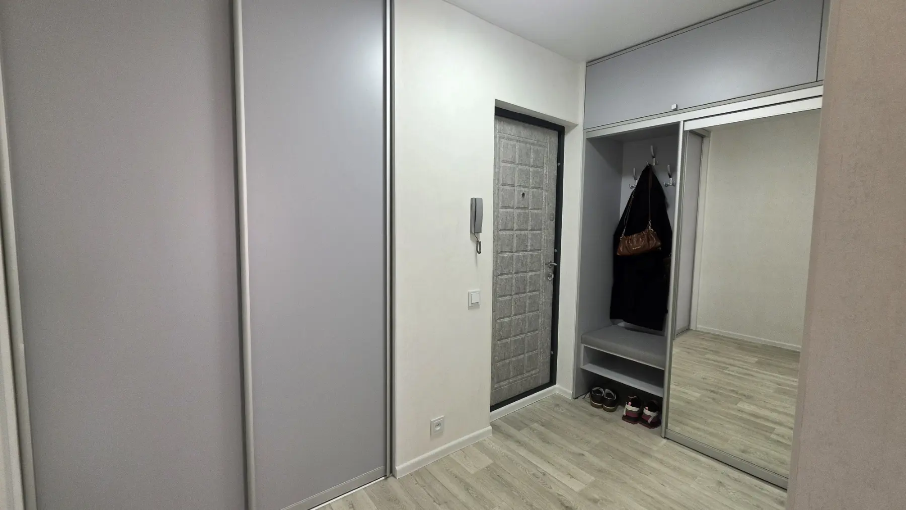 Фото Продаю 1-комнатную квартиру, 40 кв. м, Франтишека Крала ул. 33а Харьков, цена: 38000 $, код 8711