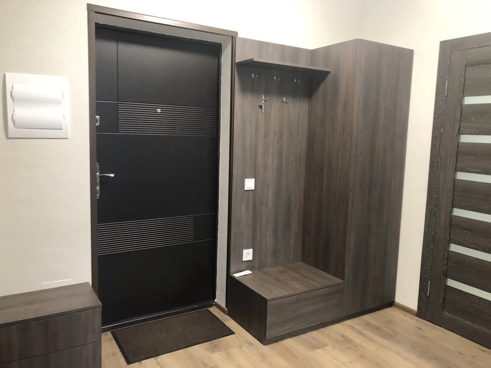 Фото Rent a 1-room apartment, Oleny Pchilky Street 7 Kyiv for long-term rent, price: 17000 UAH, code 8712
