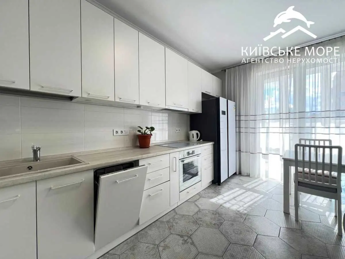 Фото Rent a 1-room apartment, Voskresenska Street 18А Kyiv for long-term rent, price: 20000 UAH, code 8713