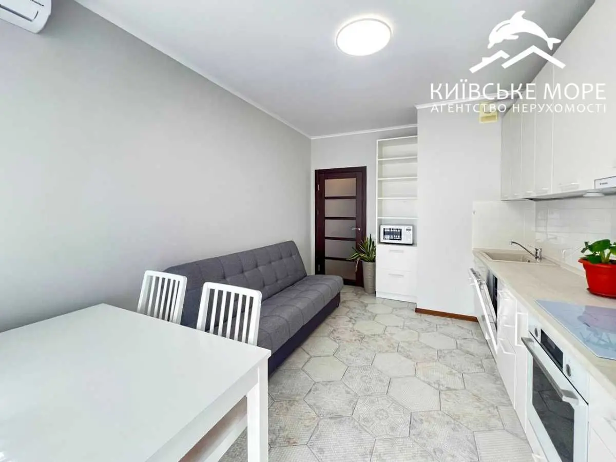 Фото Rent a 1-room apartment, Voskresenska Street 18А Kyiv for long-term rent, price: 20000 UAH, code 8713