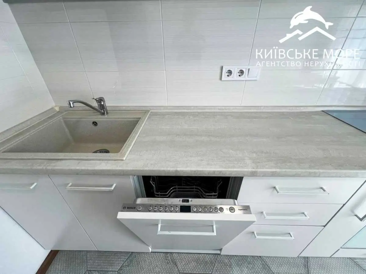 Фото Rent a 1-room apartment, Voskresenska Street 18А Kyiv for long-term rent, price: 20000 UAH, code 8713