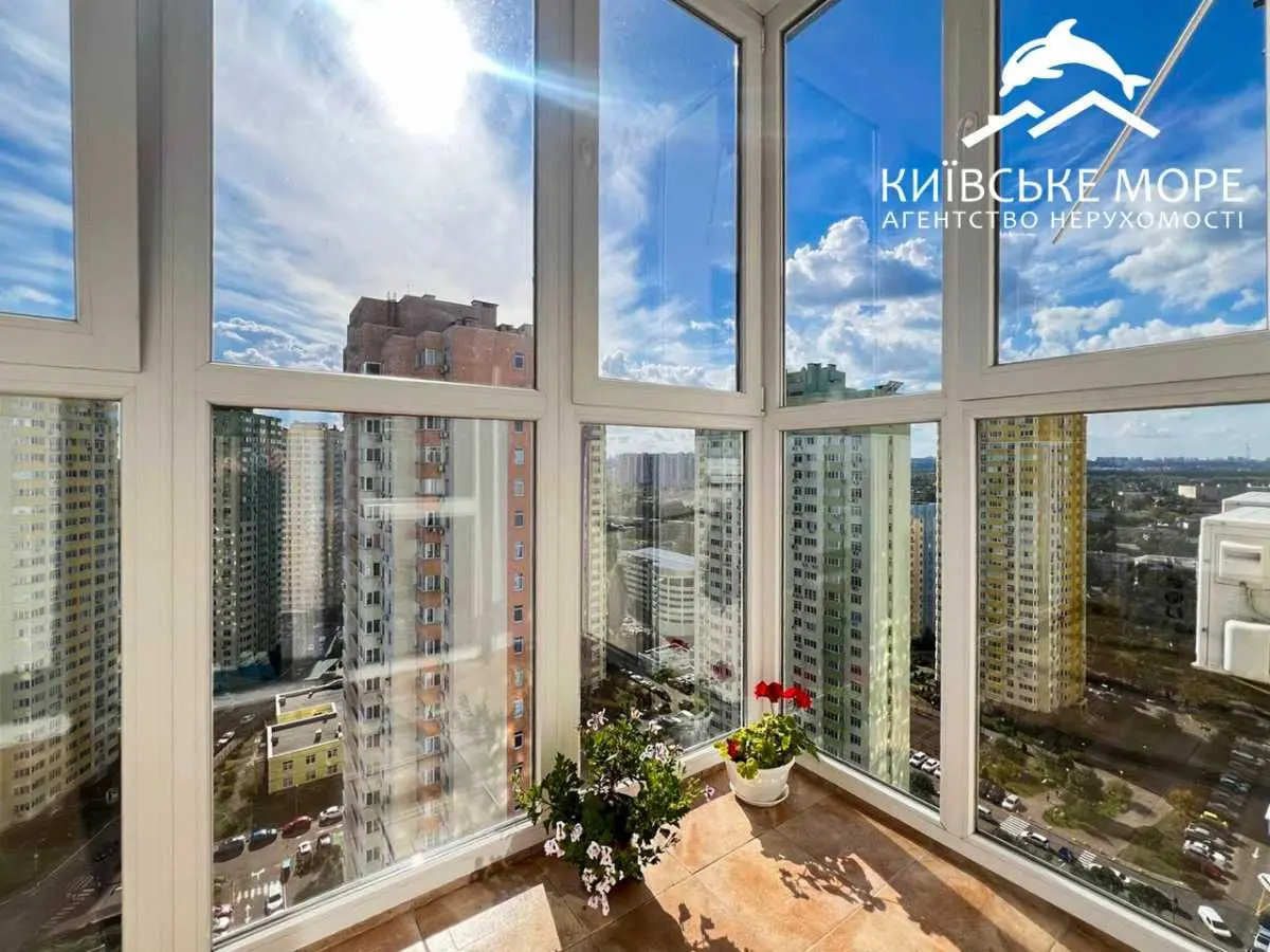 Фото Rent a 1-room apartment, Voskresenska Street 18А Kyiv for long-term rent, price: 20000 UAH, code 8713