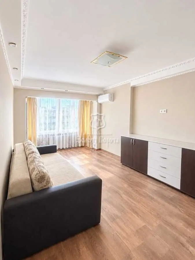 Фото Продаю 2 кімнатну квартиру, 47.6 кв. м, Івана Виговського вул. (Маршала Гречка) 24а Київ, ціна: 58000 USD, код 8720