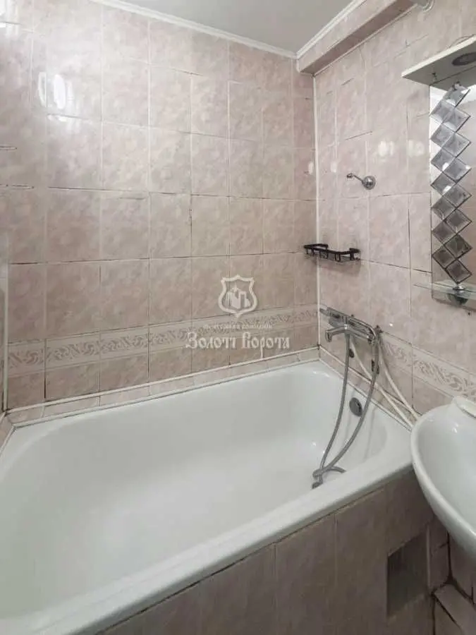 Фото Продаю 2 кімнатну квартиру, 47.6 кв. м, Івана Виговського вул. (Маршала Гречка) 24а Київ, ціна: 58000 USD, код 8720