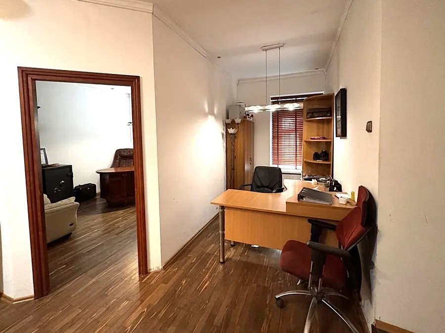 Фото Rent an office, Liuteranska Street 16 Kyiv for long-term rent, price: 32000 UAH, code 8727