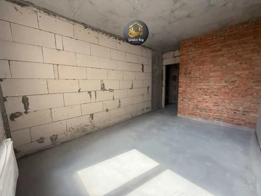 Фото Selling a 3-room apartment, 68.1 sq.m., Chubynske, price: 69000 USD, code 8728
