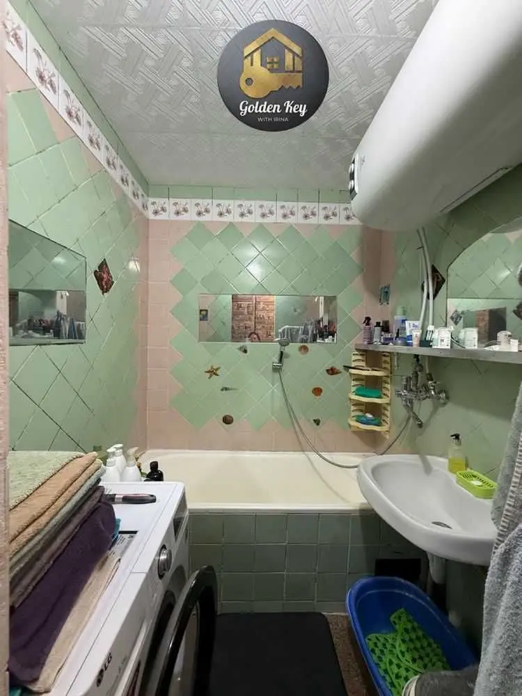 Фото Продаю 3 кімнатну квартиру, 81.9 кв. м, Ревуцького вул. 44 Київ, ціна: 84000 USD, код 8731