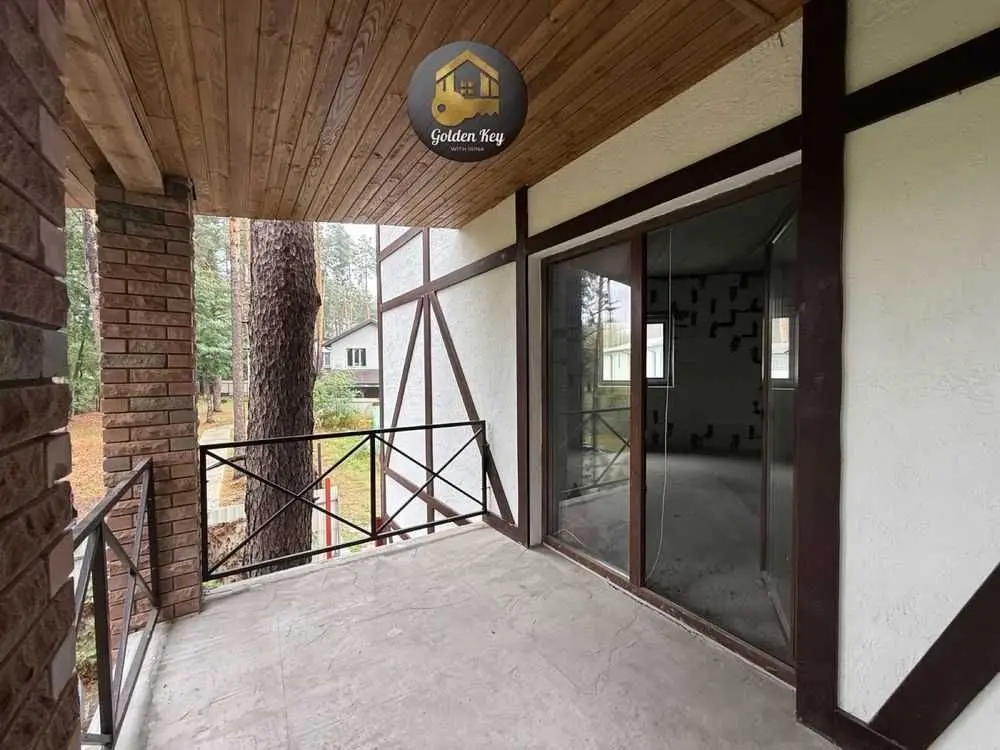 Фото Продаю будинок, 200 кв. м, Лісова вул.  Київ, ціна: 160000 USD, код 8737
