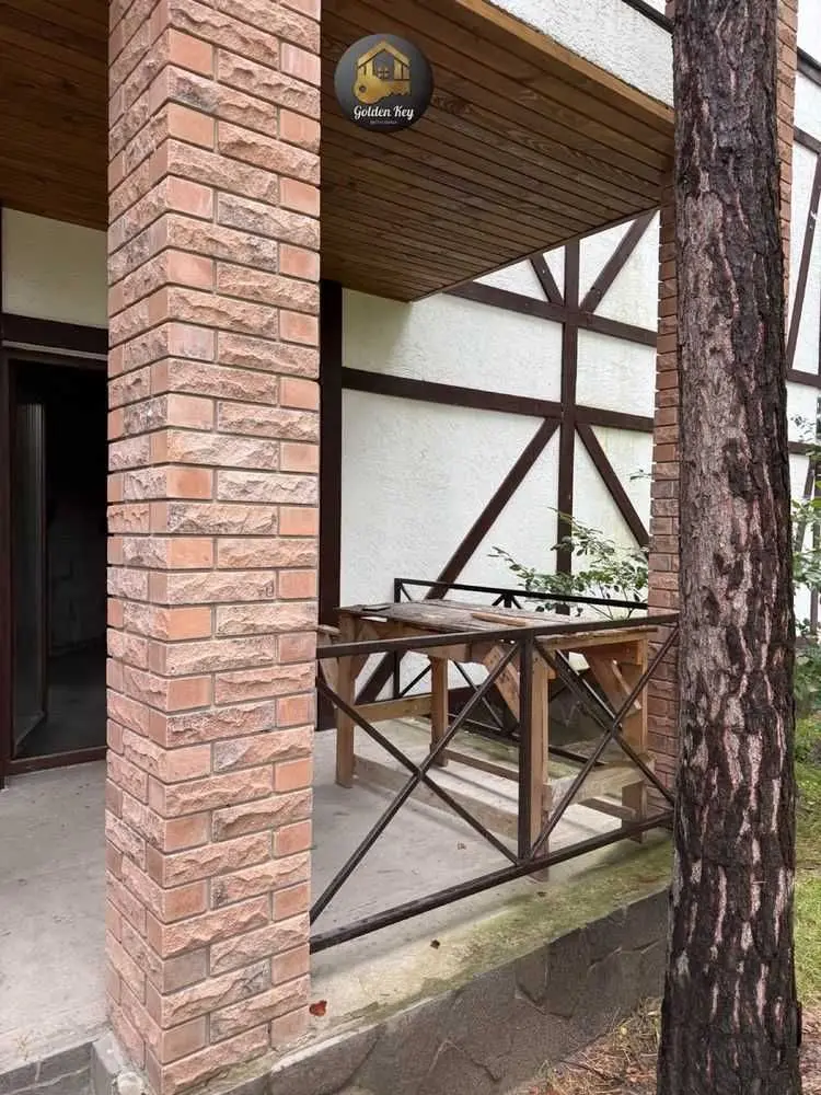Фото Продаю будинок, 200 кв. м, Лісова вул.  Київ, ціна: 160000 USD, код 8737