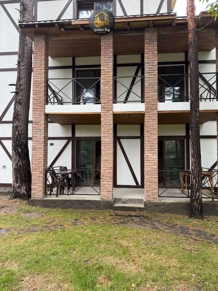 Фото Продаю будинок, 200 кв. м, Лісова вул.  Київ, ціна: 160000 USD, код 8737
