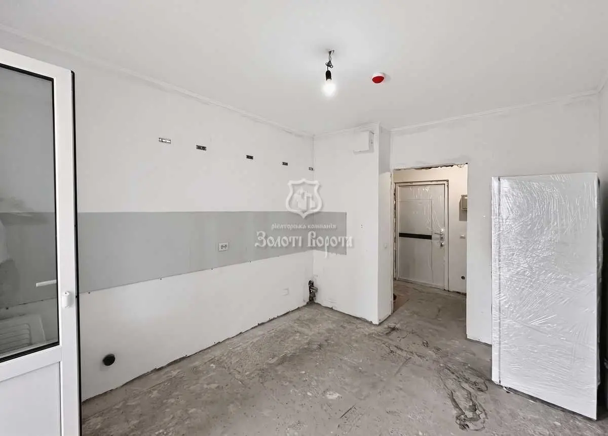 Фото Selling a 3-room apartment, 74 sq.m., Sofii Rusovoi Street  Kyiv, price: 109500 USD, code 8742