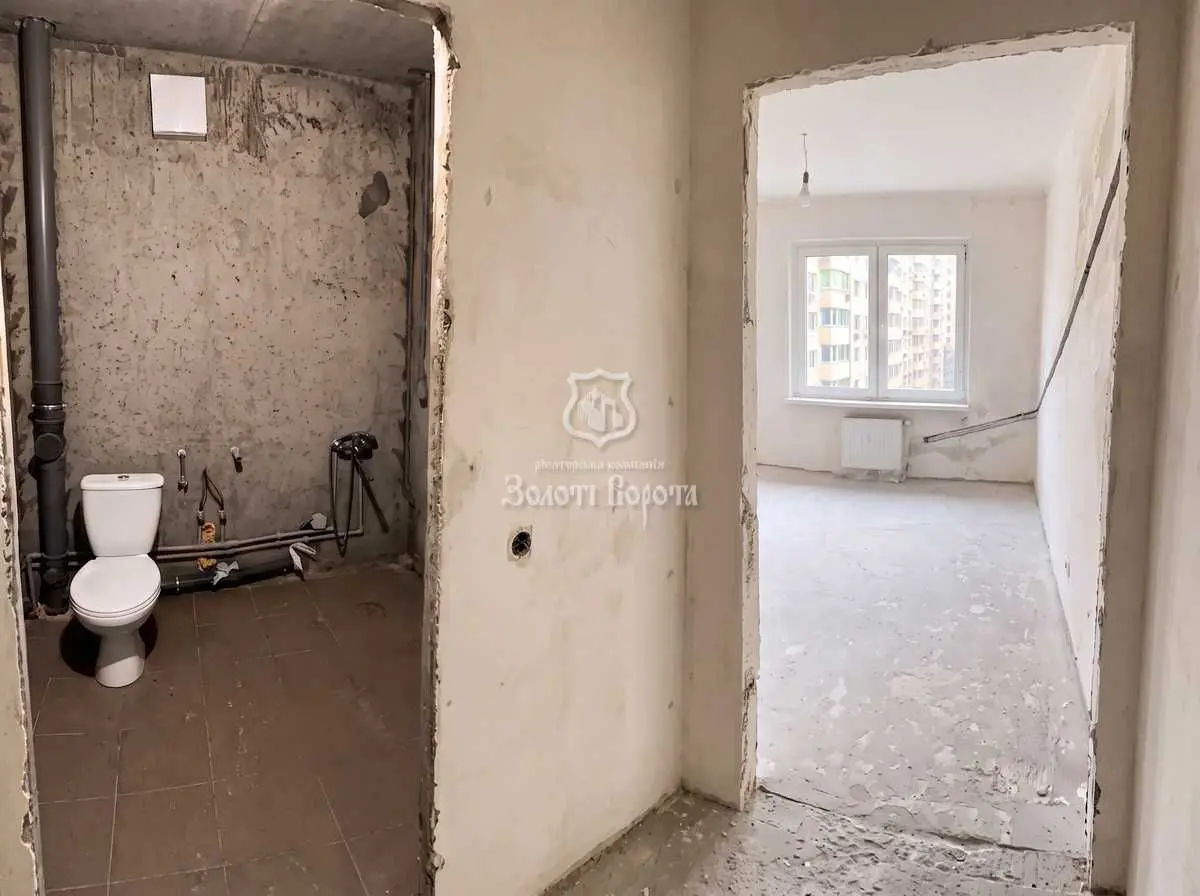 Фото Selling a 3-room apartment, 74 sq.m., Sofii Rusovoi Street  Kyiv, price: 109500 USD, code 8742