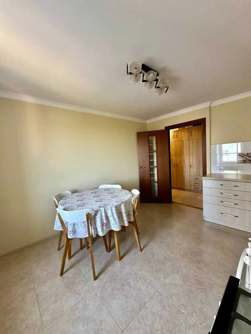 Фото Selling a 2-room apartment, 55 sq.m., Trembovetskoi Street  Khmelnytskyi, price: 75000 USD, code 8743