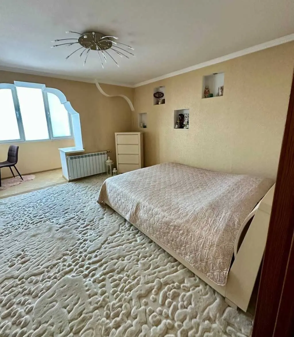 Фото Selling a 2-room apartment, 55 sq.m., Trembovetskoi Street  Khmelnytskyi, price: 75000 USD, code 8743