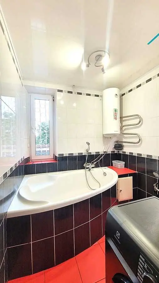 Фото Selling a 3-room apartment, 70 sq.m., Dniprovska Embarkment 13 Kyiv, price: 95000 USD, code 8756