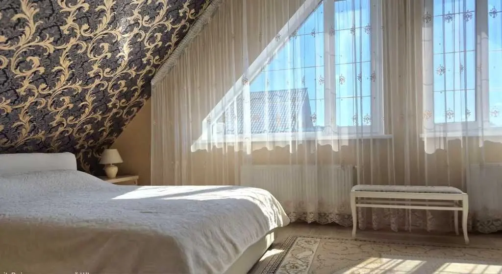 Фото Зняти будинок, Солов’їна вул.  Крюківщина в довгострокову оренду, ціна: 2000 USD, код 8758