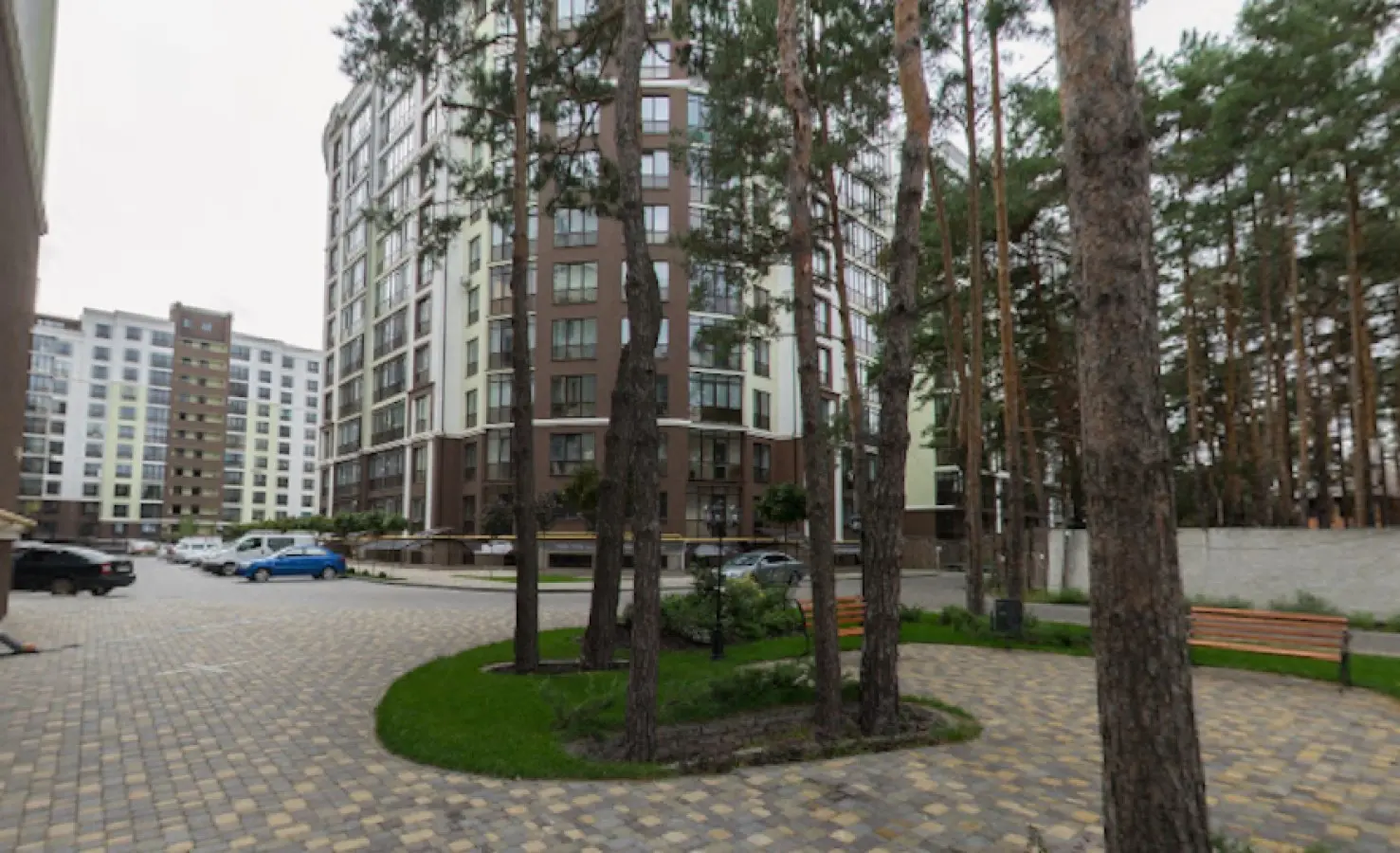 Фото Selling a 1-room apartment, 44.3 sq.m., Radystiv Street 34-К Kyiv, price: 76000 $, code 8759