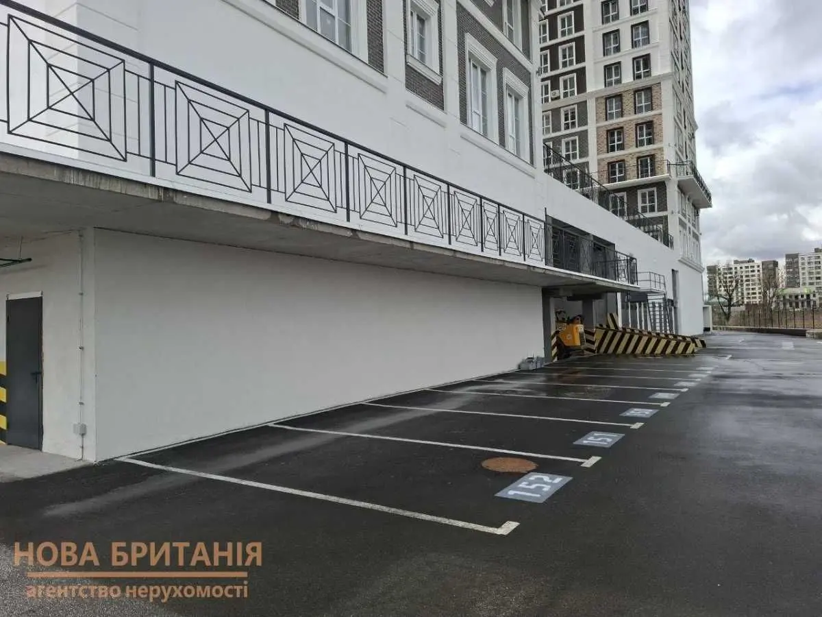 Фото Орендувати офіс, Михайла Максимовича вул. (Онуфрія Трутенка)  Київ в довгострокову оренду, ціна: 1500 USD, код 8761