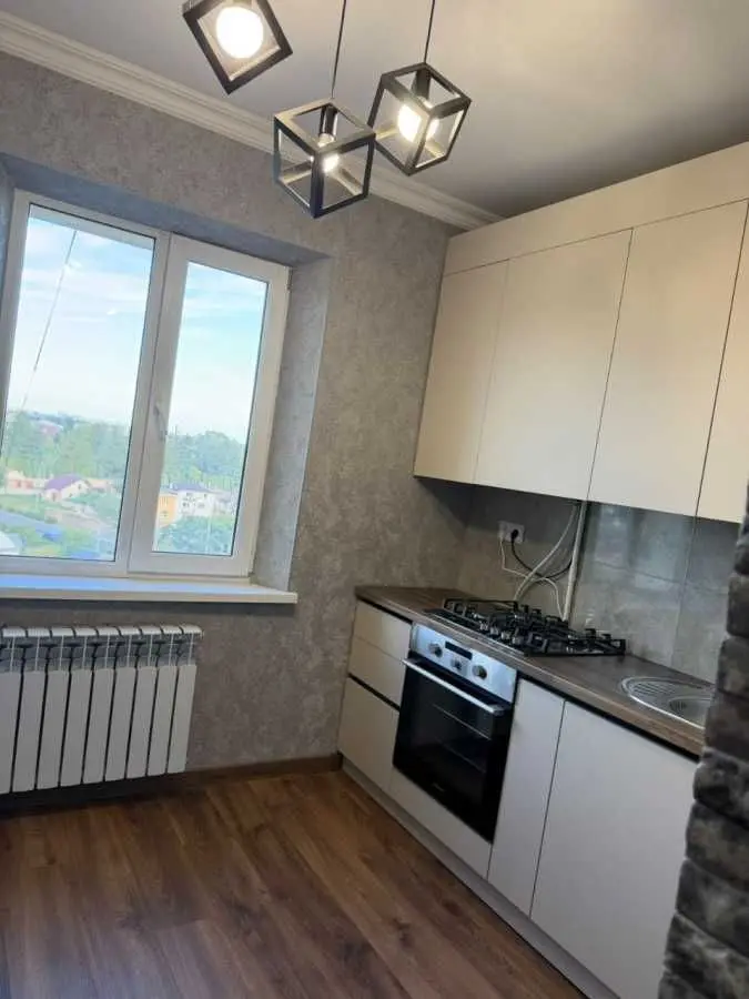 Фото Selling a 1-room apartment, 35 sq.m., 2 Rivne, price: 45000 USD, code 8766