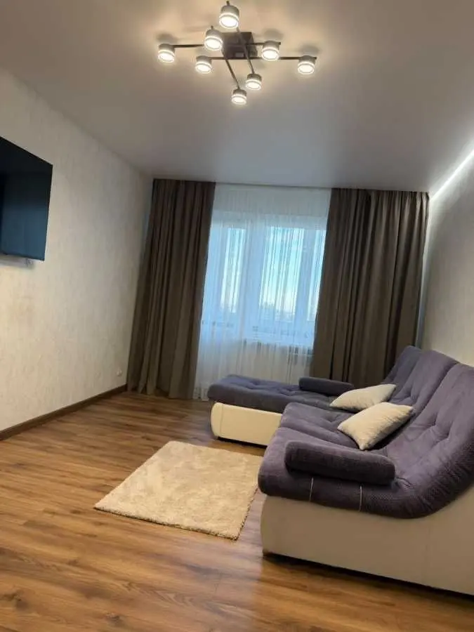 Фото Selling a 1-room apartment, 35 sq.m., 2 Rivne, price: 45000 USD, code 8766