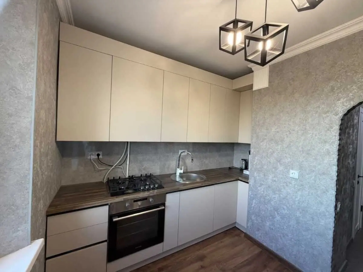 Фото Selling a 1-room apartment, 35 sq.m., 2 Rivne, price: 45000 USD, code 8766