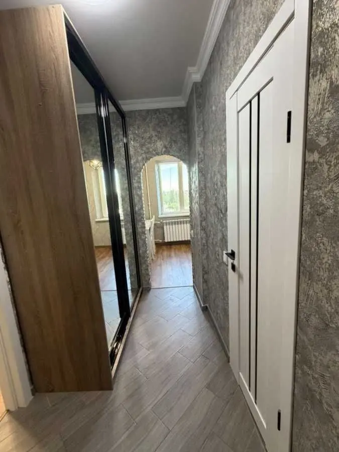 Фото Selling a 1-room apartment, 35 sq.m., 2 Rivne, price: 45000 USD, code 8766
