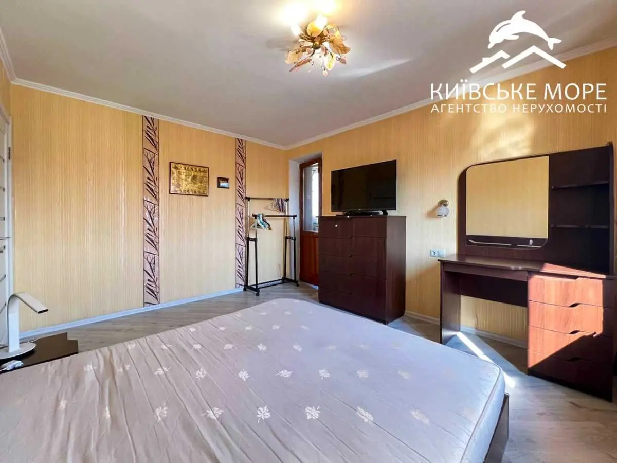 Фото Зняти 4 кімнатну квартиру, Георгія Тороповського вул. (Івана Дубового) 47 Київ в довгострокову оренду, ціна: 20000 UAH, код 8768