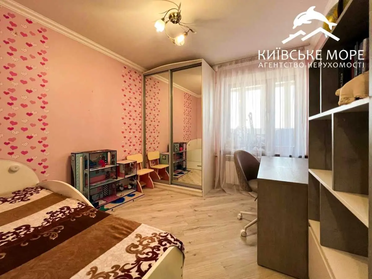Фото Зняти 4 кімнатну квартиру, Георгія Тороповського вул. (Івана Дубового) 47 Київ в довгострокову оренду, ціна: 20000 UAH, код 8768