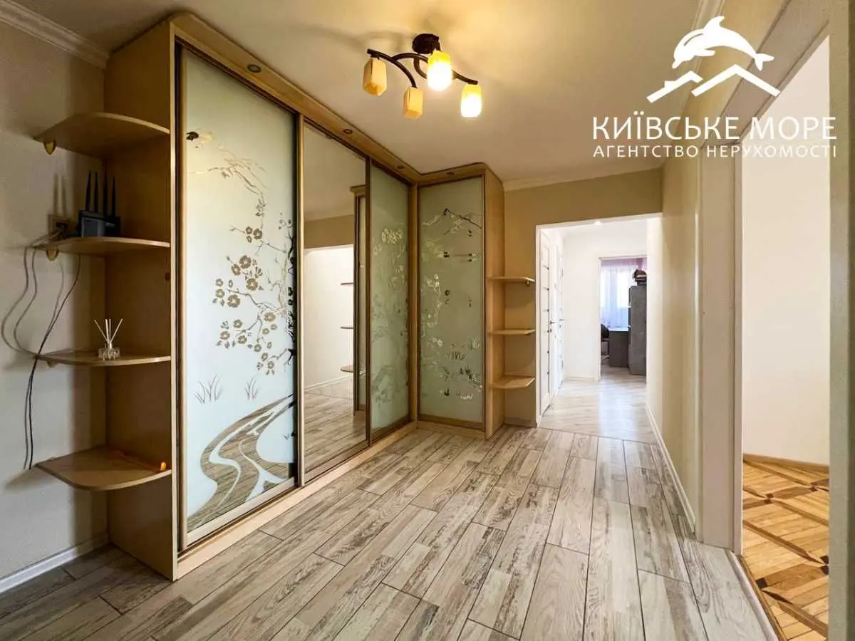 Фото Зняти 4 кімнатну квартиру, Георгія Тороповського вул. (Івана Дубового) 47 Київ в довгострокову оренду, ціна: 20000 UAH, код 8768