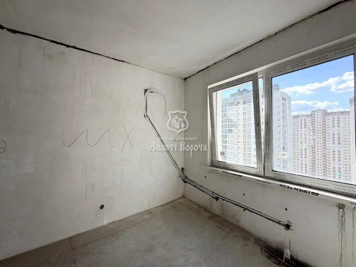 Фото Продаю 3 кімнатну квартиру, 85 кв. м, Бориса Гмирі вул.  Київ, ціна: 83000 USD, код 8769