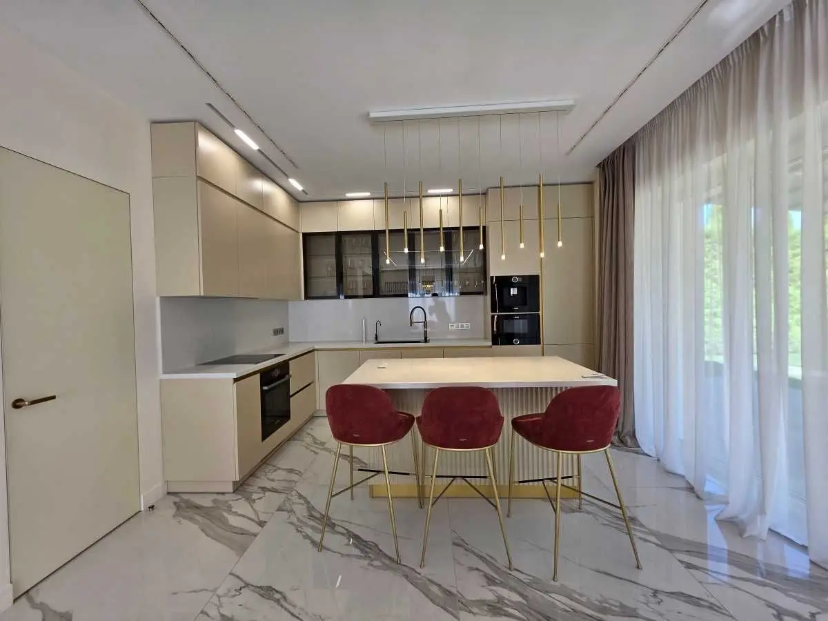 Фото Rent a house, Kvitucha street  Vyshenky for long-term rent, price: 4700 USD, code 8771