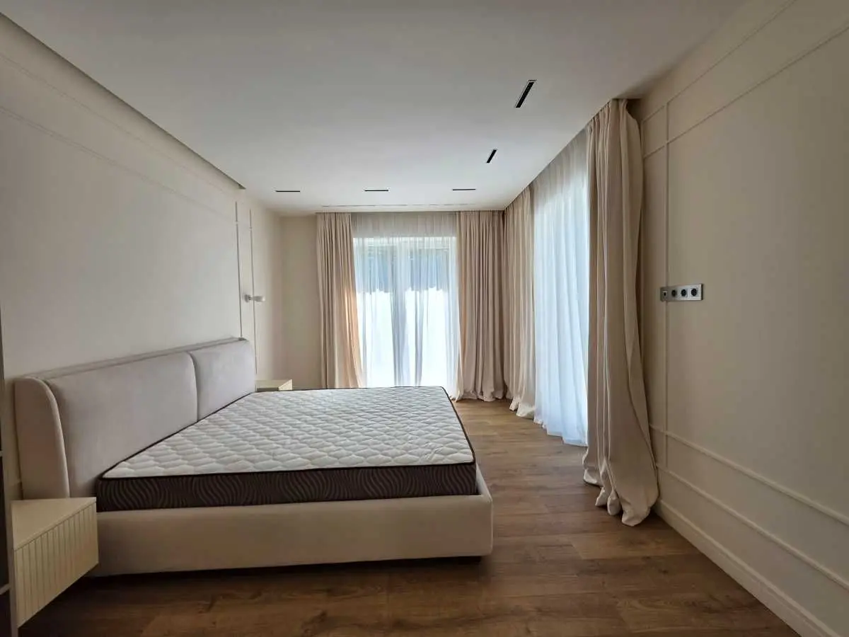Фото Rent a house, Kvitucha street  Vyshenky for long-term rent, price: 4700 USD, code 8771