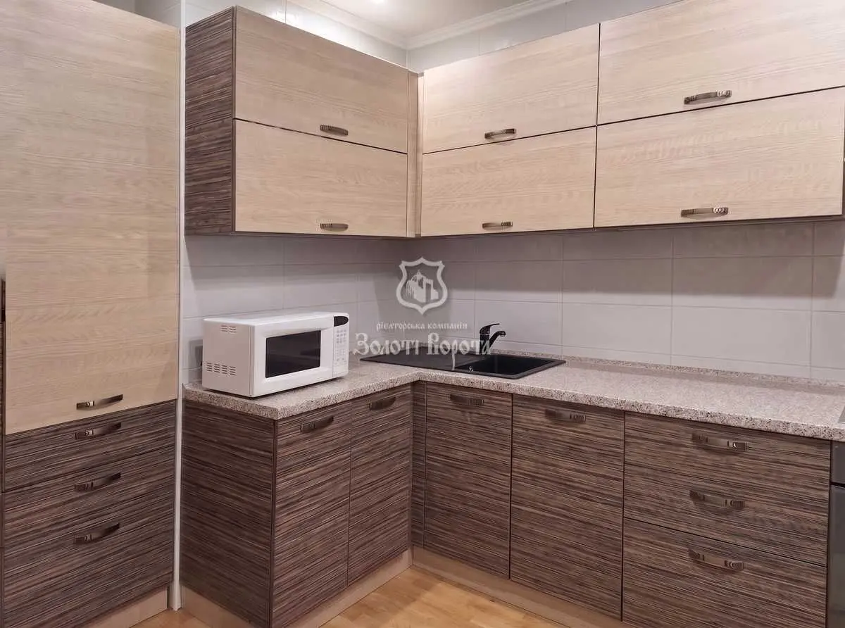 Фото Продаю 3 кімнатну квартиру, 107.9 кв. м, Павла Чубинського вул. 3 Бровари, ціна: 107000 USD, код 8772