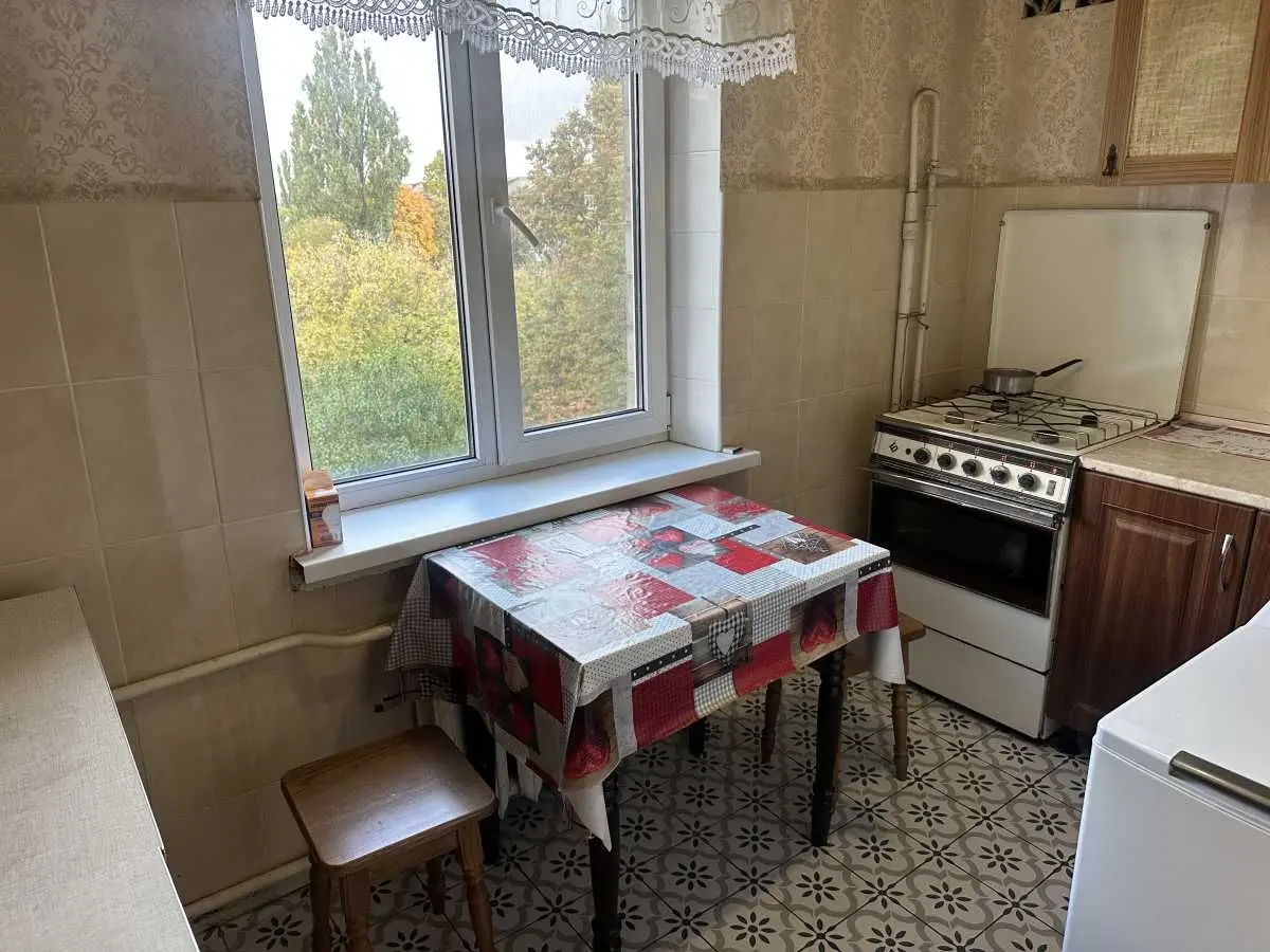 Фото Зняти 2 кімнатну квартиру, Литвиненко-Вольгемут вул. 5 Київ в довгострокову оренду, ціна: 11000 UAH, код 8775