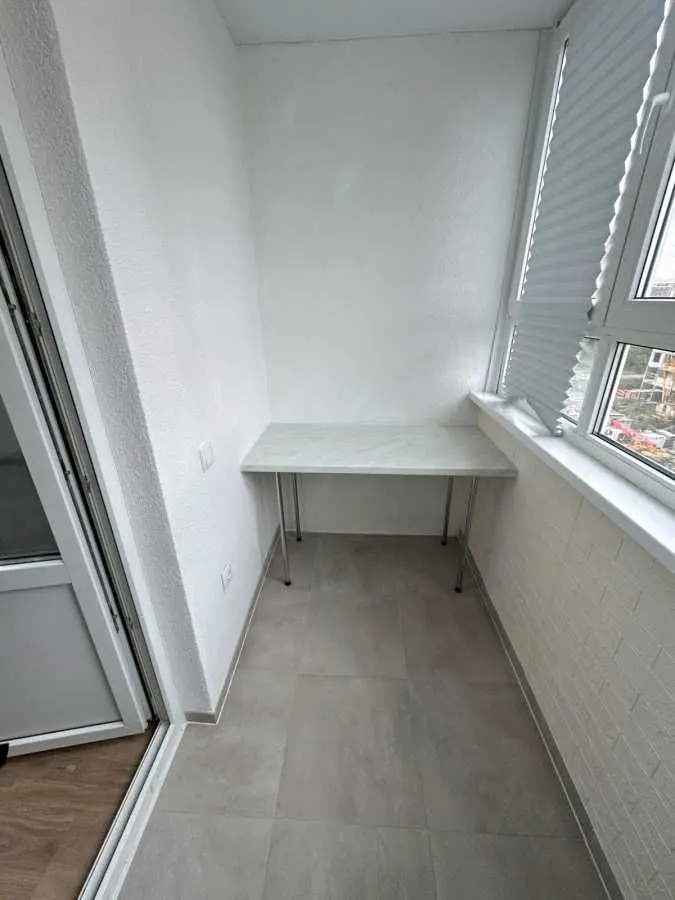 Фото Продаю 1 кімнатну квартиру, 40.6 кв. м, Озерна вул.  Новосілки, ціна: 70000 USD, код 8779