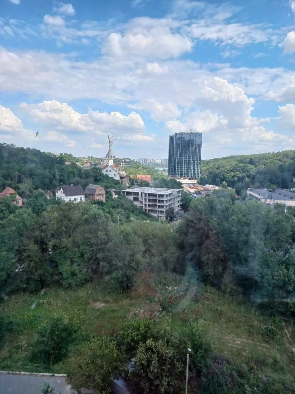 Фото Selling a 3-room apartment, 95.3 sq.m., Staronavodnytska Street  Kyiv, price: 169000 USD, code 8781
