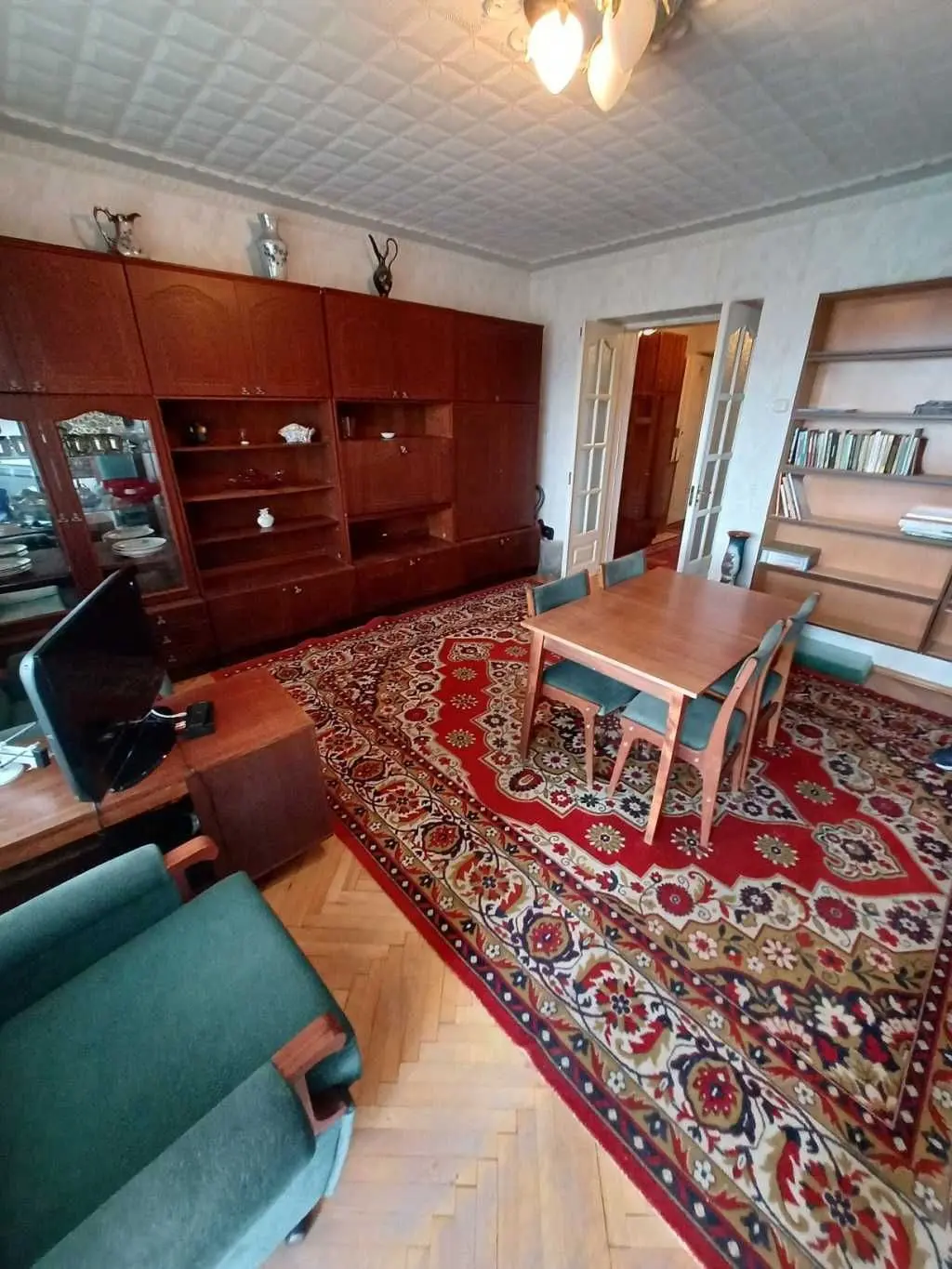 Фото Selling a 3-room apartment, 95.3 sq.m., Staronavodnytska Street  Kyiv, price: 169000 USD, code 8781