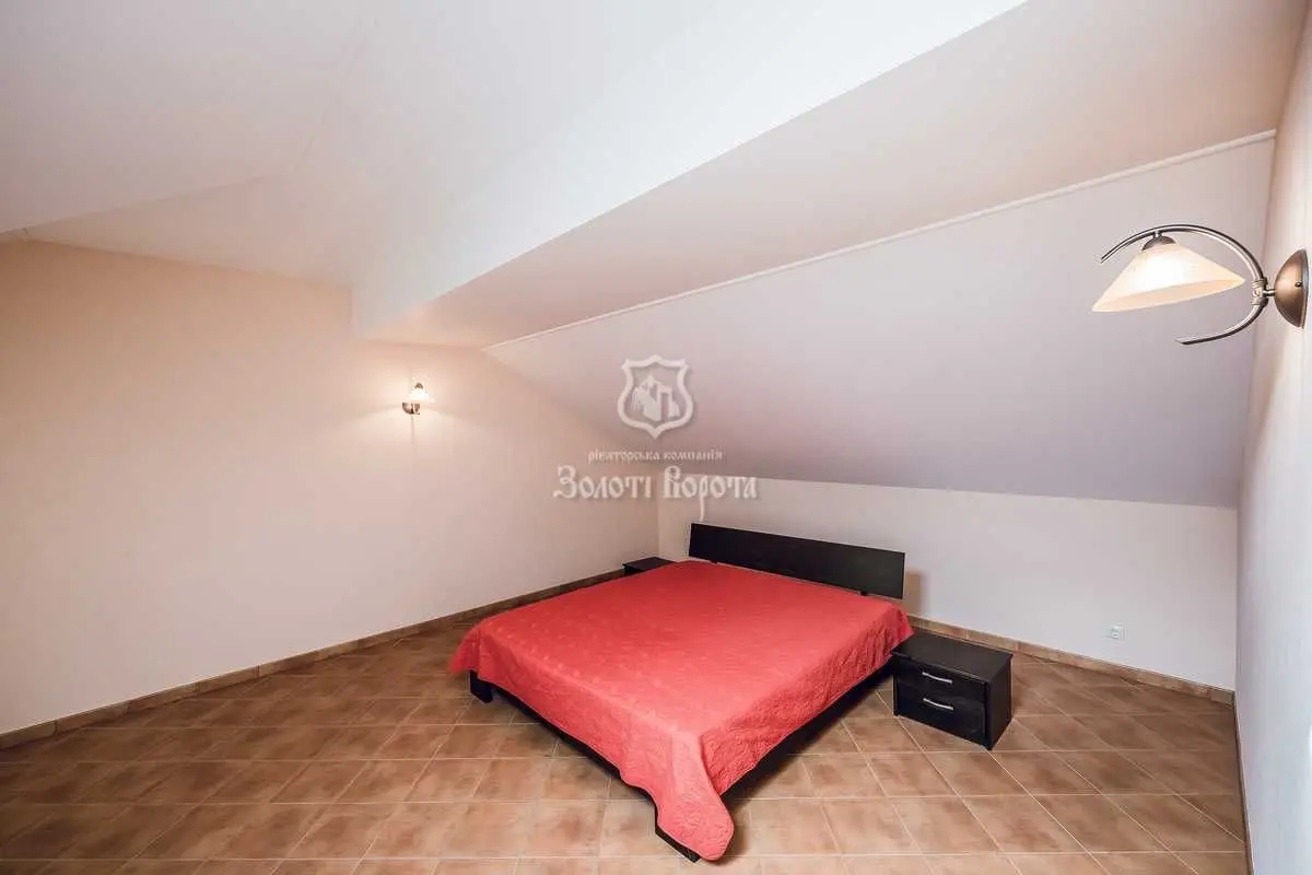Фото Продаю будинок, 1005 кв. м, Грушевського вул.  Старі Петрівці, ціна: 2900000 USD, код 8782