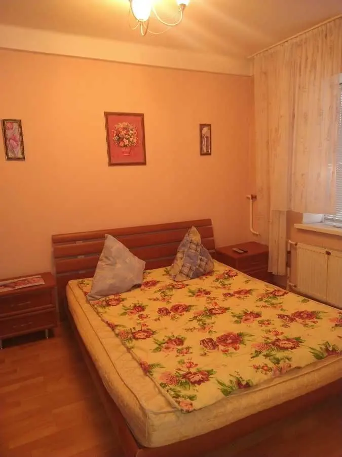 Фото Зняти 3 кімнатну квартиру, Ентузіастів вул.  Київ в довгострокову оренду, ціна: 14500 UAH, код 8783