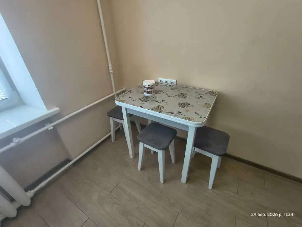 Фото Rent a 2-room apartment, Verkhovnoi Rady Boulevard 22 Kyiv for long-term rent, price: 15000 UAH, code 8788